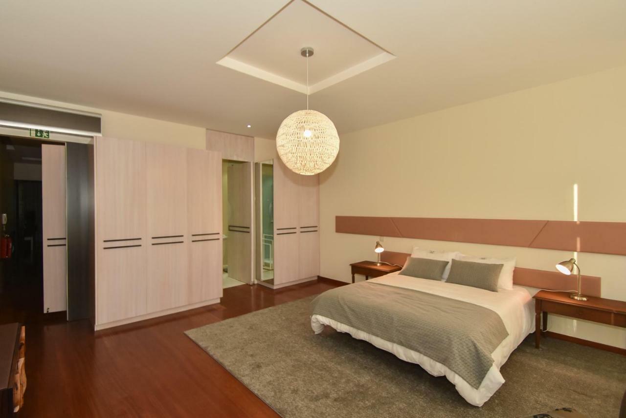 Gr Suites Porto Luaran gambar