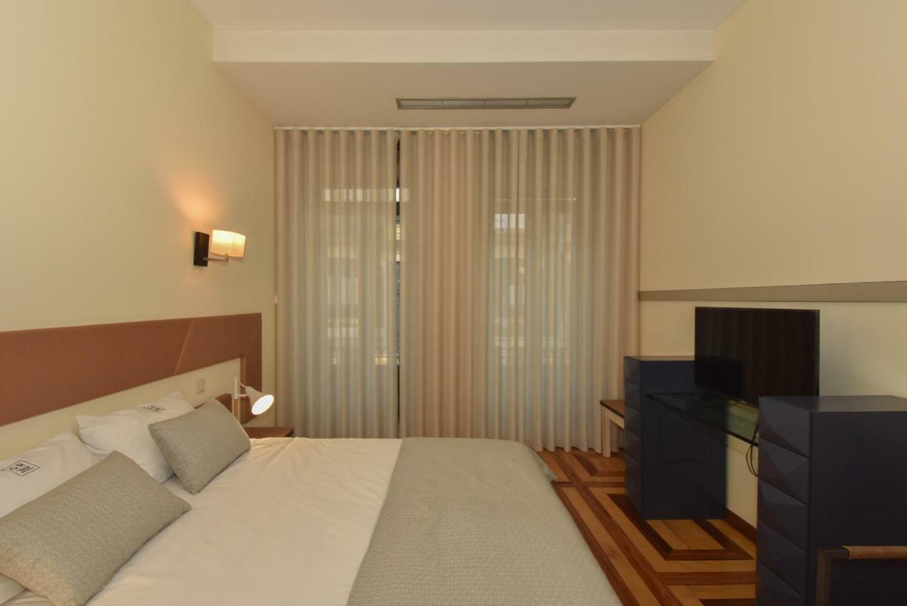 Gr Suites Porto Luaran gambar