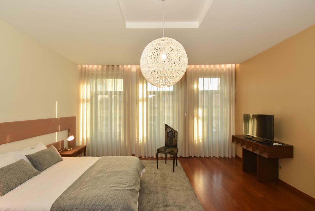 Gr Suites Porto Luaran gambar